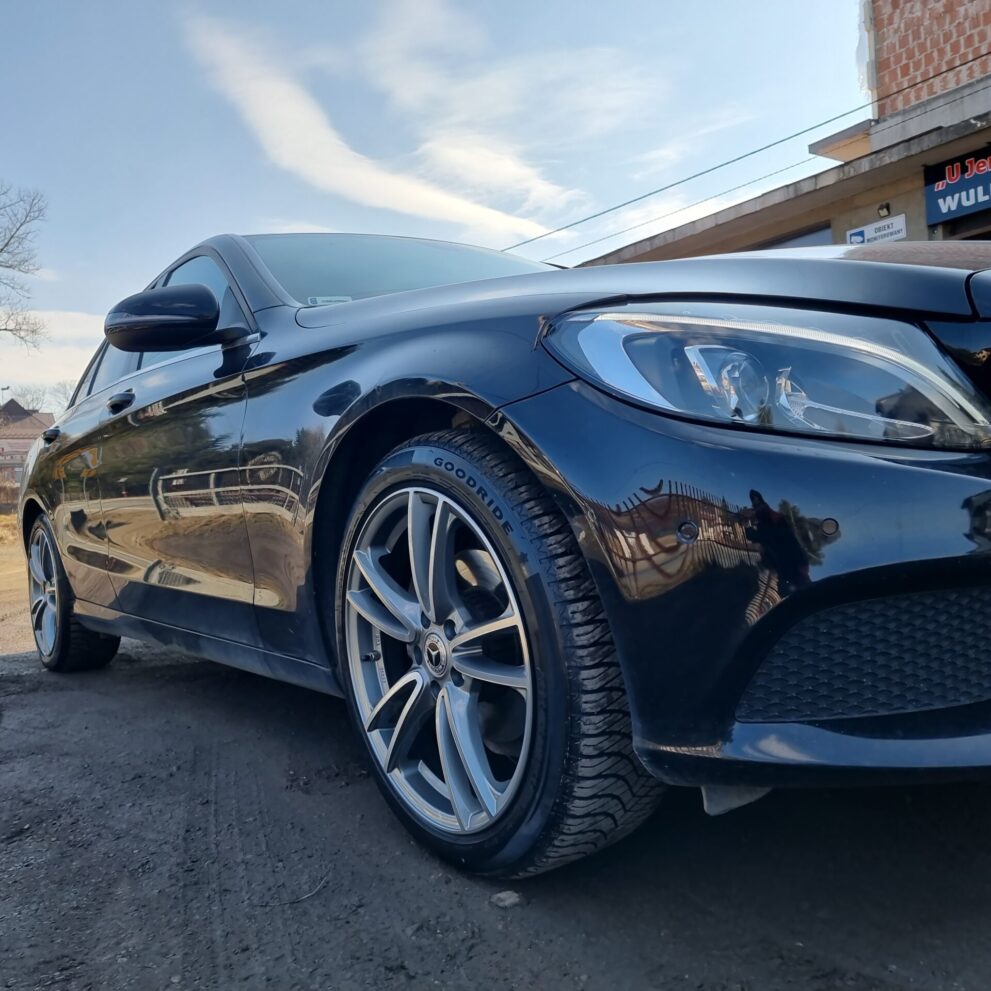 Mercedes